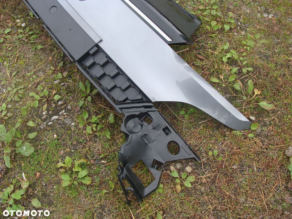 Renault Megane E-Tech zderzak wzmocnienie przód 620321520R - 3