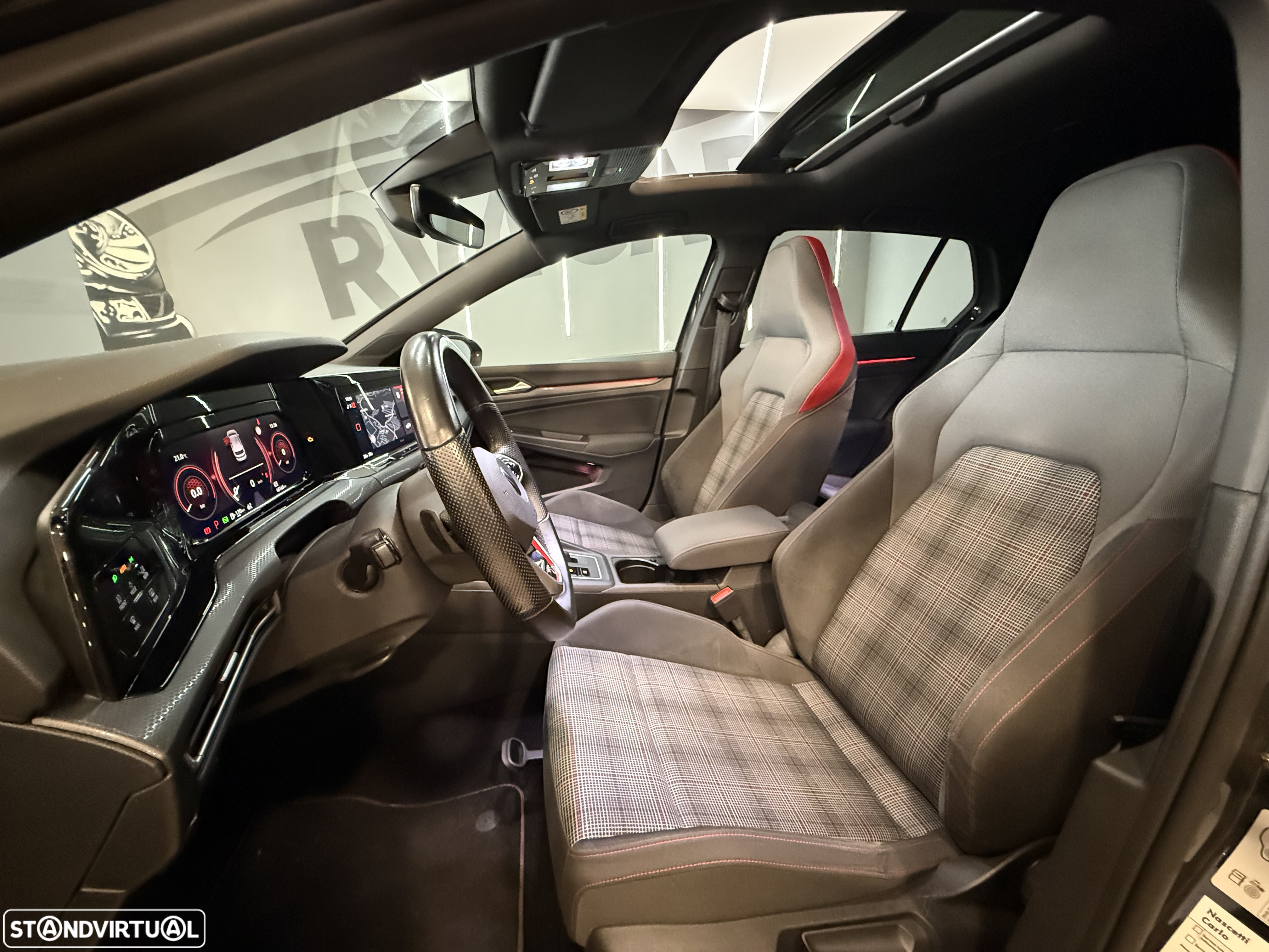 VW Golf 2.0 TSI GTI DSG Performance - 12