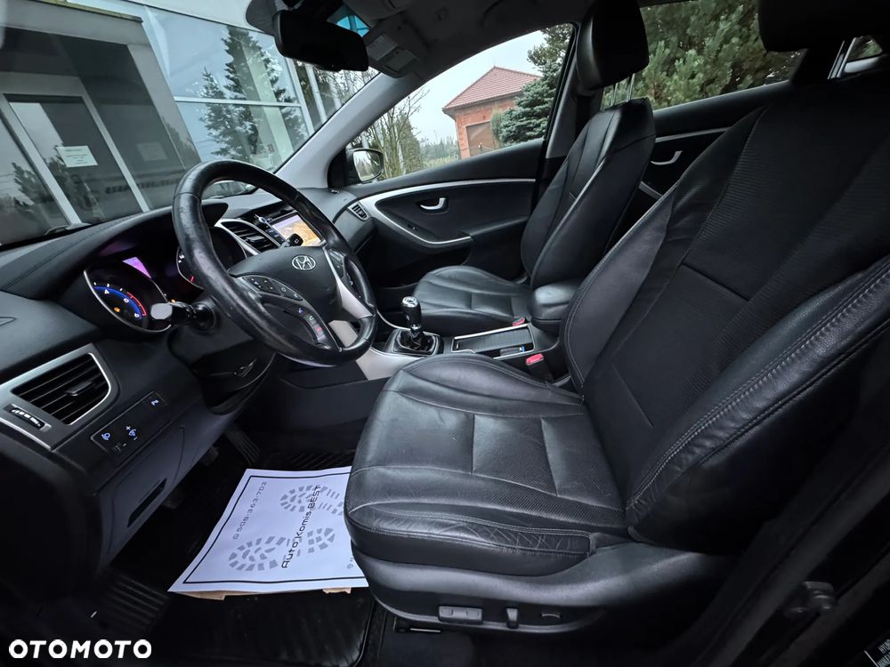 Hyundai i30 1.6 CRDi Premium - 18