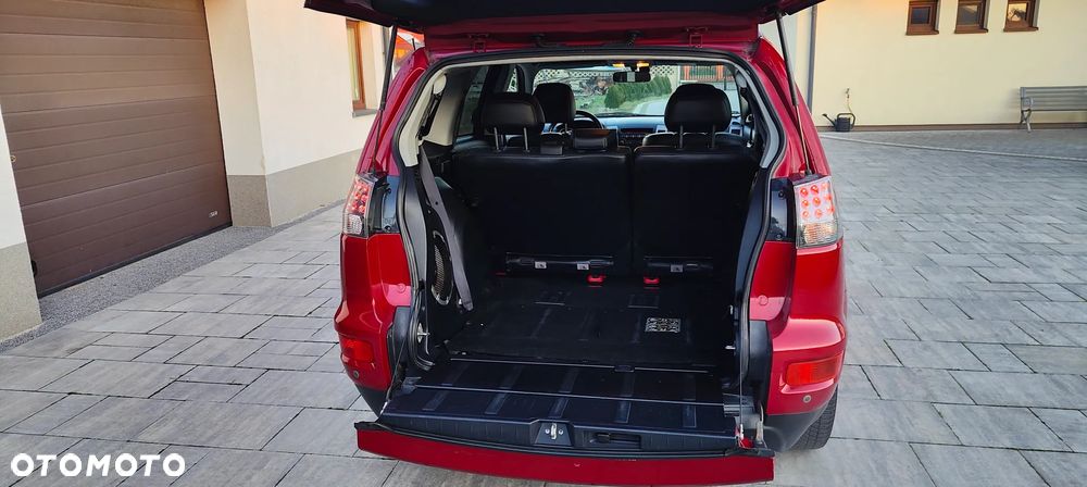 Mitsubishi Outlander 2.4 4WD CVT Intense - 24