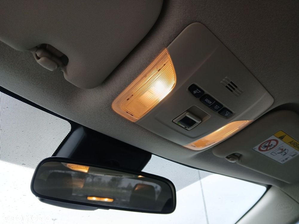 Toyota Corolla 1.8 Hybrid Comfort - 36