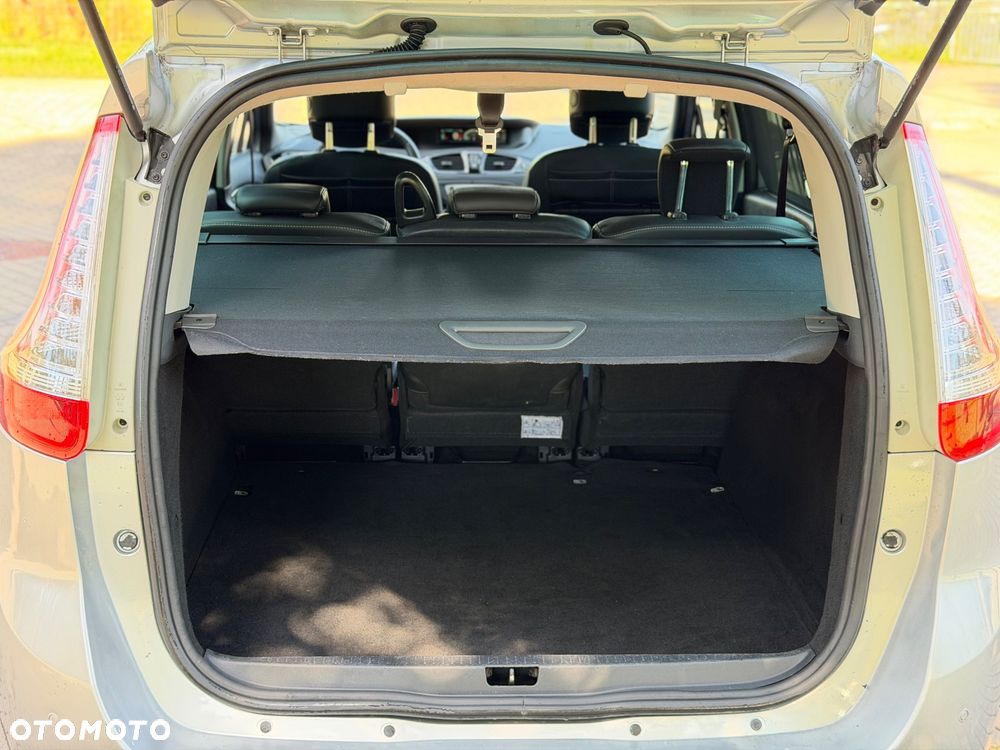 Renault Grand Scenic ENERGY TCe 130 INTENS - 11