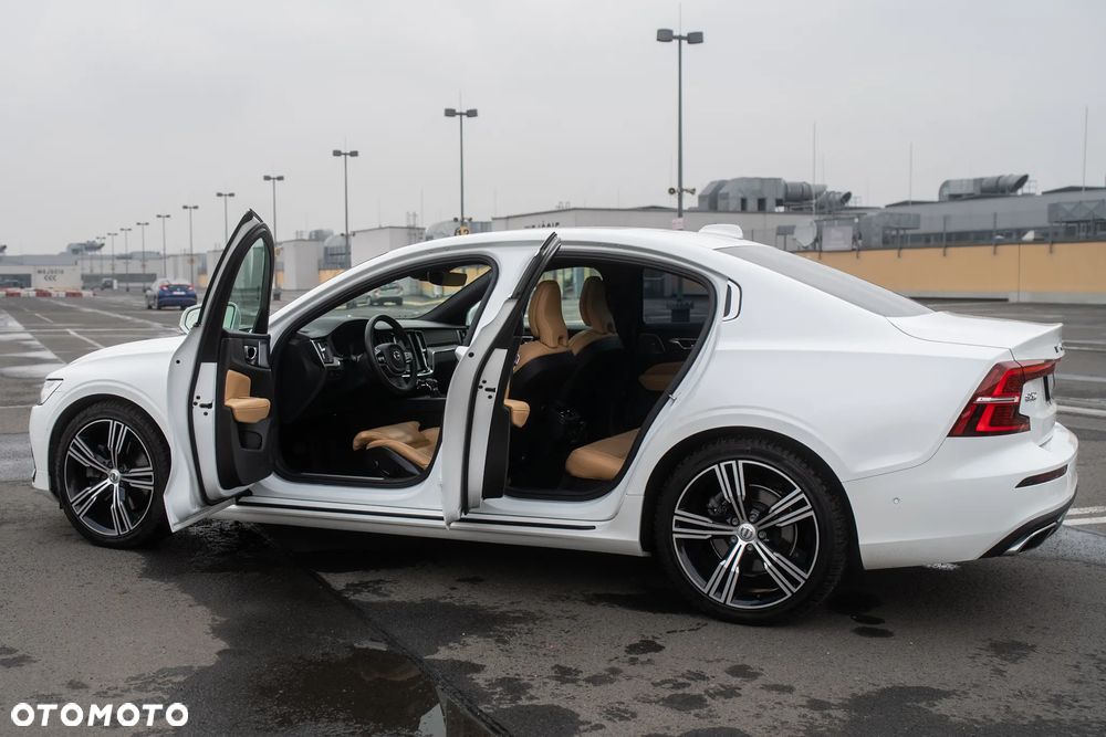 Volvo S60 T5 Inscription - 34