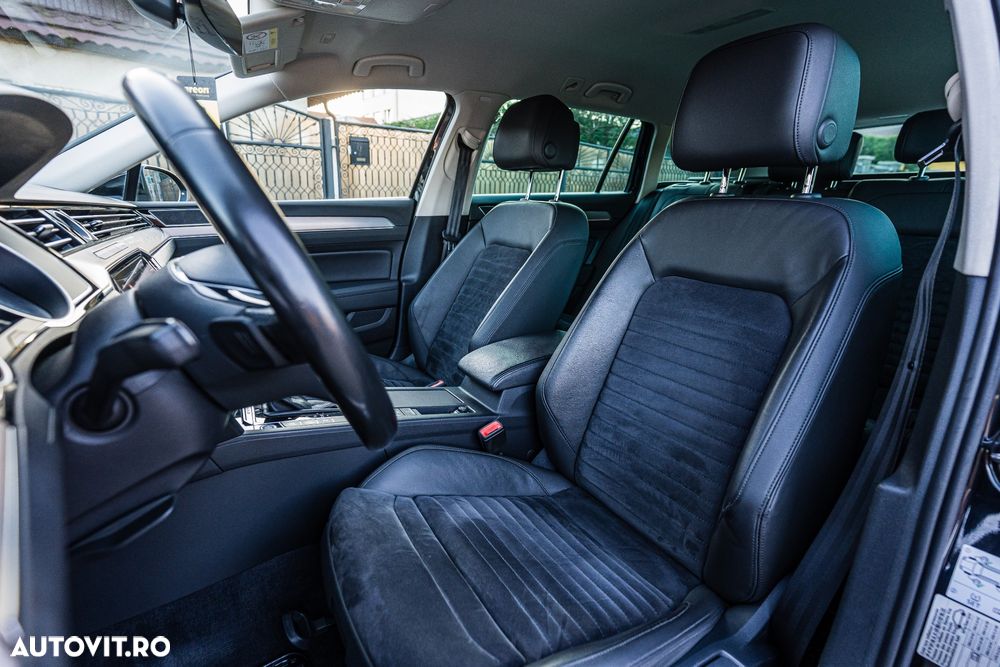 Volkswagen Passat Variant 2.0 TDI DSG 4Motion Highline - 12