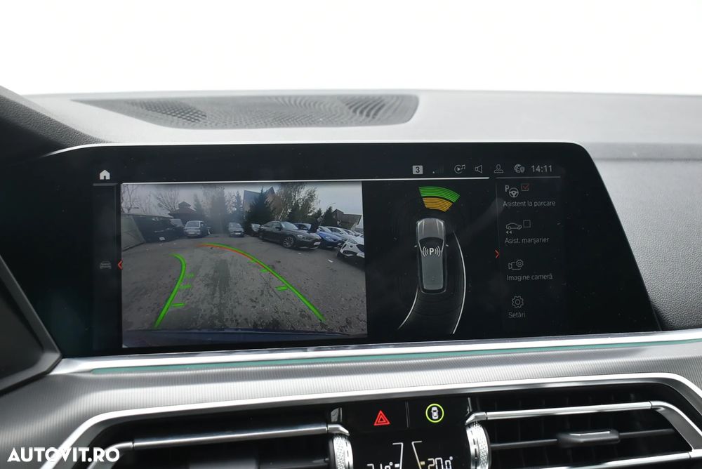 BMW X5 xDrive45e - 18