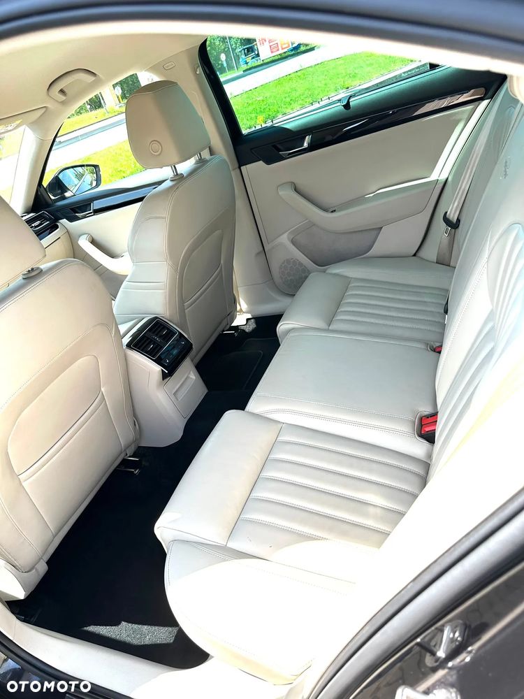 Skoda Superb 2.0 TSI 4x4 L&K DSG - 8