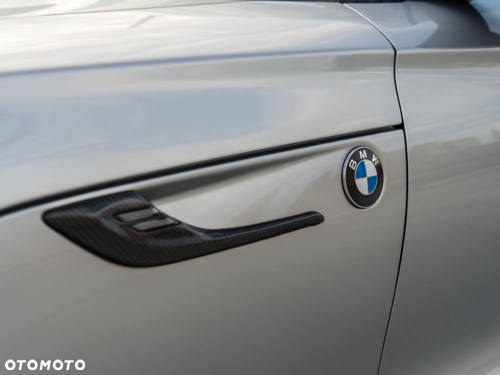 BMW Z4 sDrive30i - 11