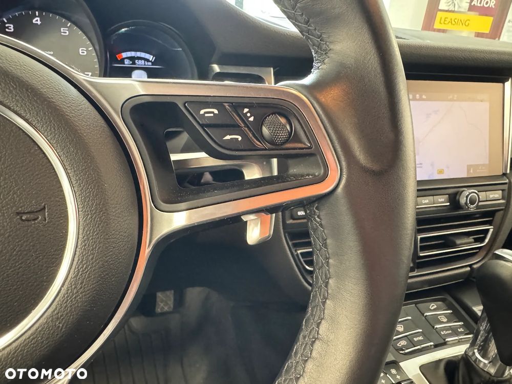 Porsche Macan S - 15