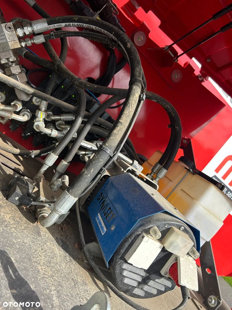 Manitou MRT 2550 - 19