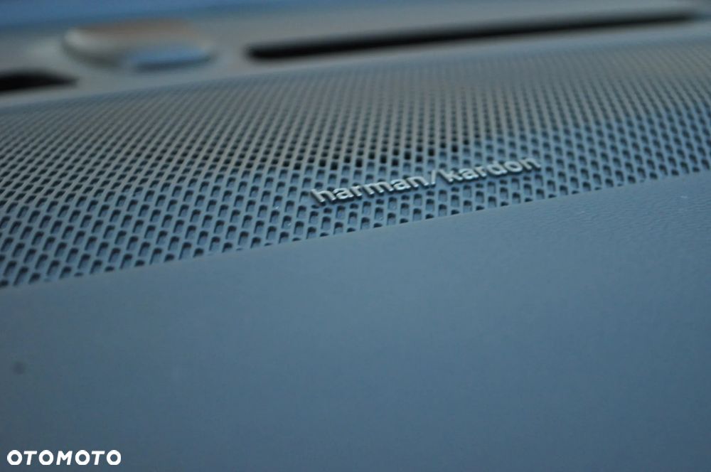 Volvo XC 40 T3 Momentum Pro - 28