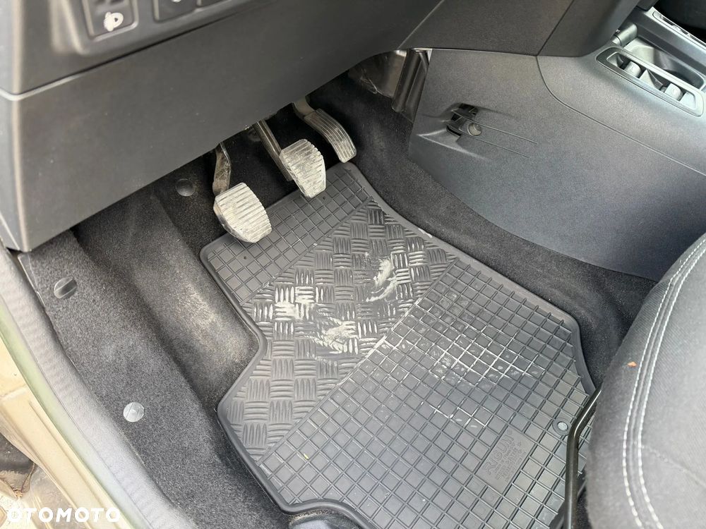 Citroën C-Elysée 1.2 VTi Exclusive - 23