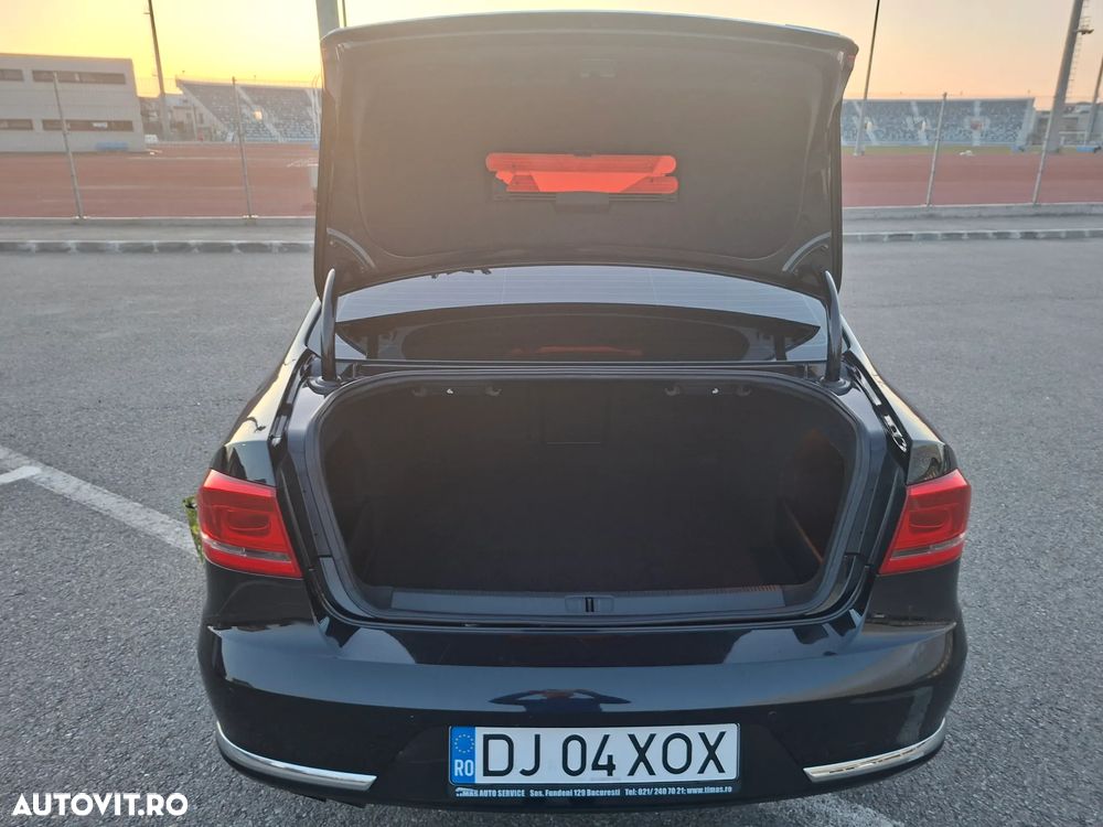 Volkswagen Passat 2.0 TDI BlueMotion Tehnology DSG Comfortline - 13