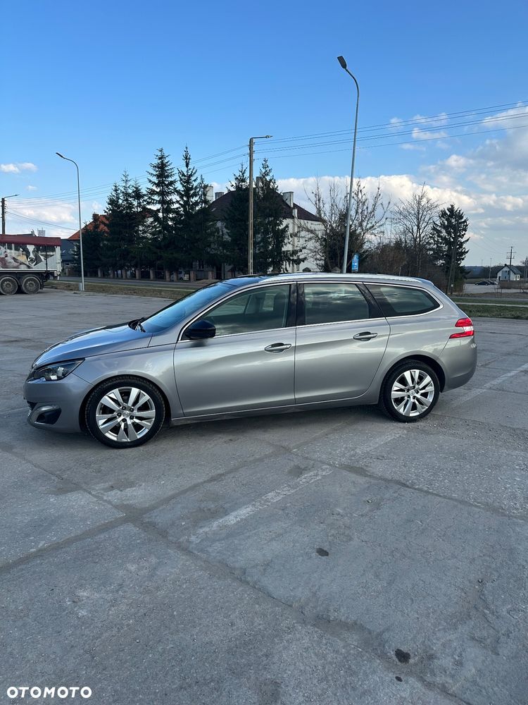 Peugeot 308 1.6 BlueHDi Allure S&S - 2