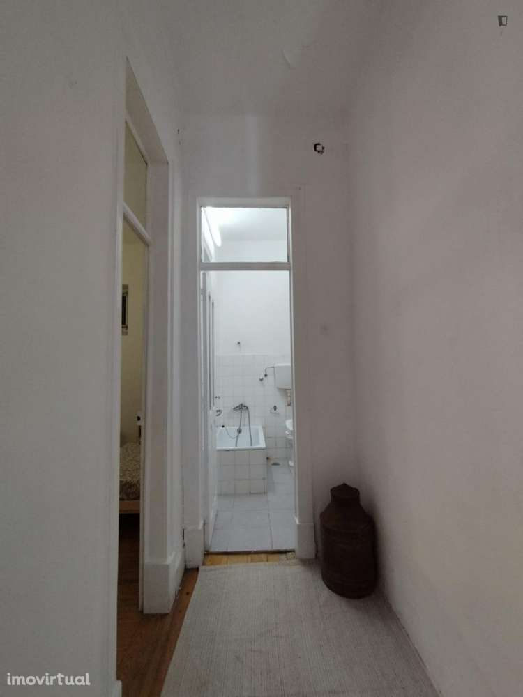 Apartamento com 2 quartos - localizado em Campo de Ourique Lisbon - Grande imagem: 2/16