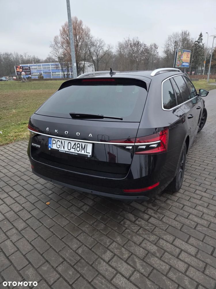 Skoda Superb 2.0 TDI DSG Ambition - 5