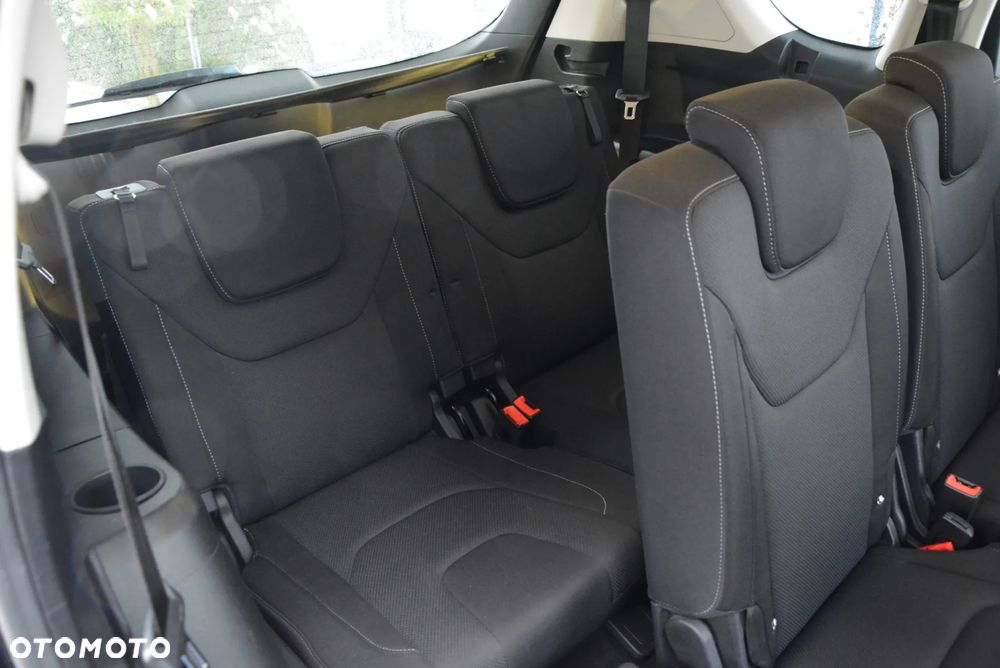 Ford S-Max 2.0 TDCi Titanium - 36