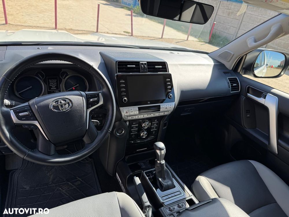 Toyota Land Cruiser 2.8l D-4D 204 CP A/T 7 locuri Luxury AVS - 7