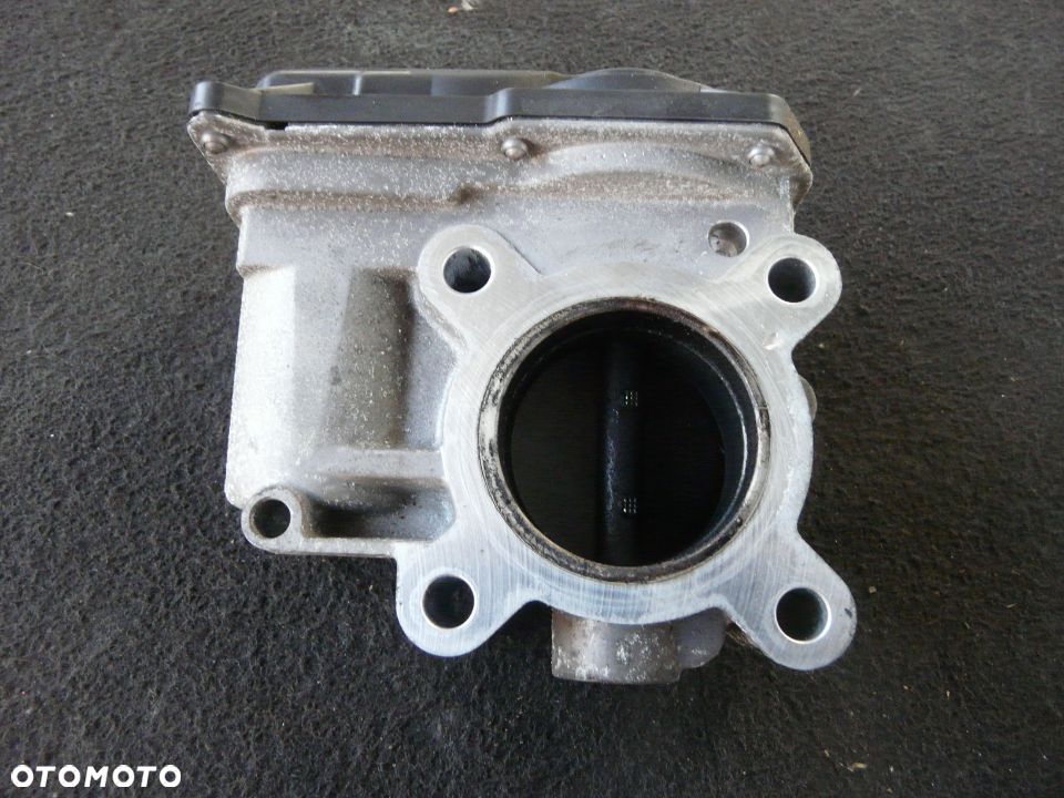 Przepustnica 8200794258 Renault Megane 3 2.0 TCE - 2