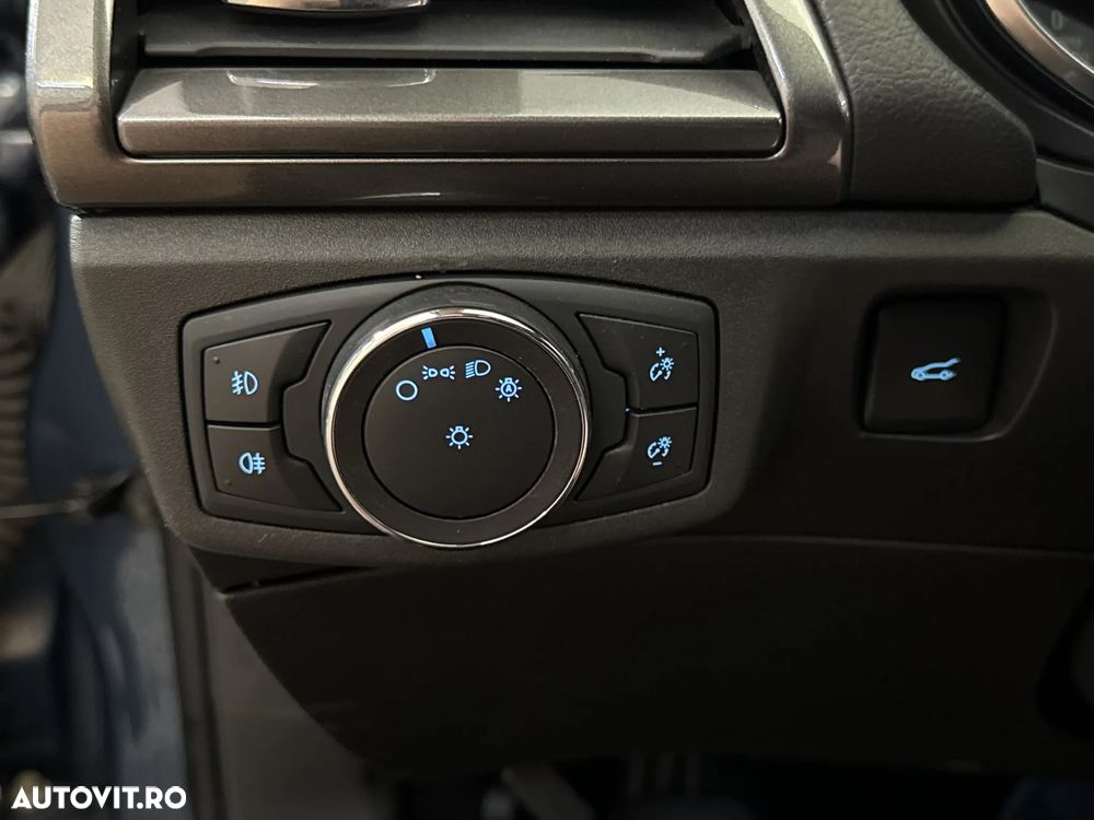 Ford Mondeo - 16