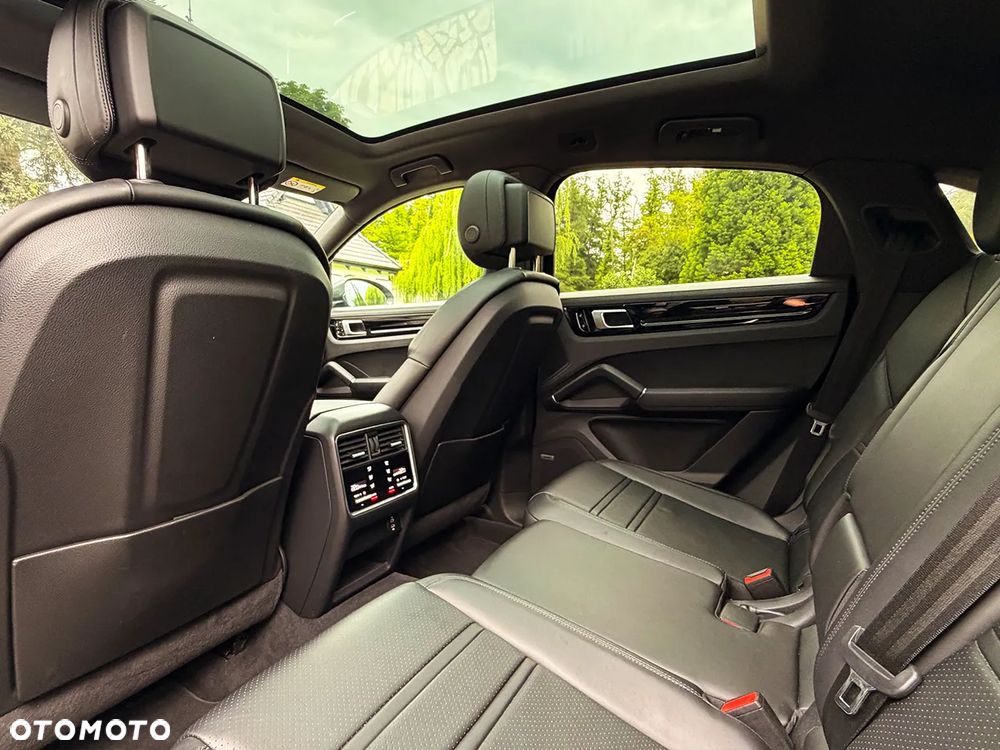 Porsche Cayenne E-Hybrid - 25