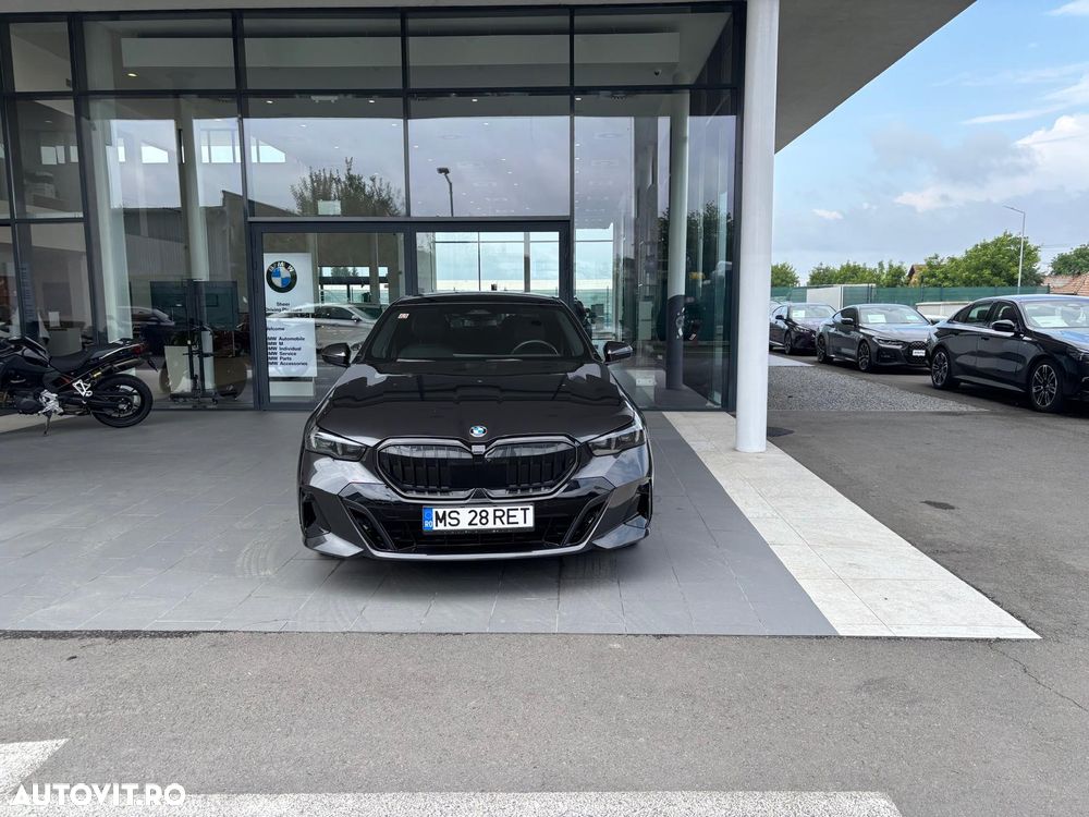 BMW Seria 5 520i AT MHEV - 2