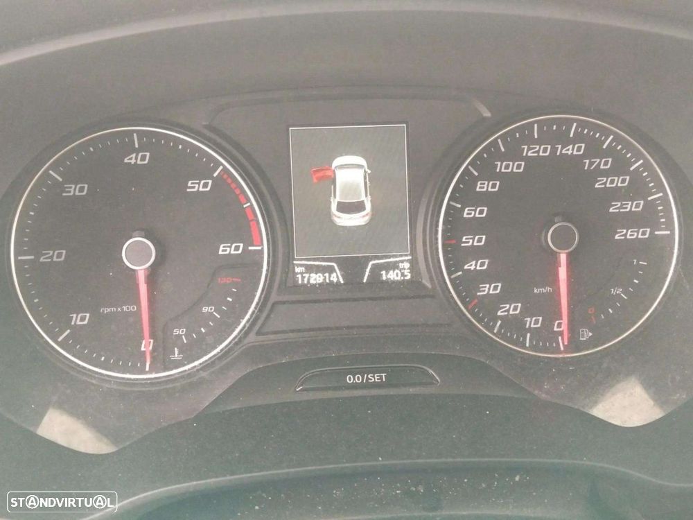 SEAT Leon 1.6 TDI Style DSG S/S - 12