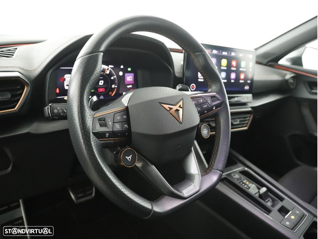 Cupra Formentor 1.4 e-Hybrid DSG VZ - 24