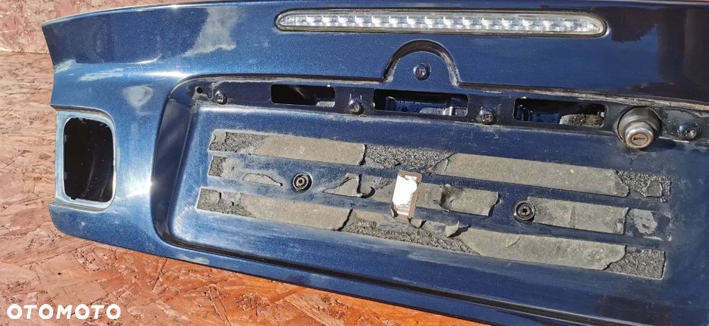 BMW E46 CABRIO KLAPA BAGAŻNIKA  3 ŚWIATŁO STOPU ORIENTBLAU-METALIC NR. 8 262 029 OE - 4