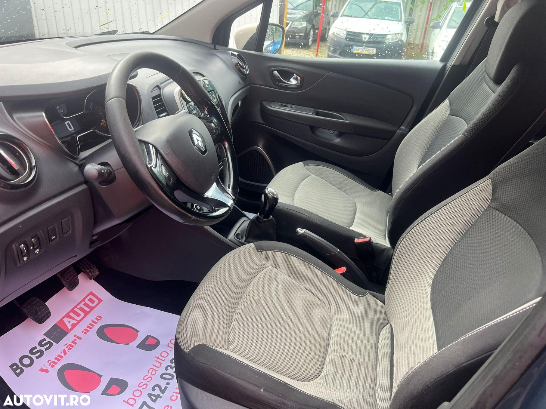 Renault Captur - 8
