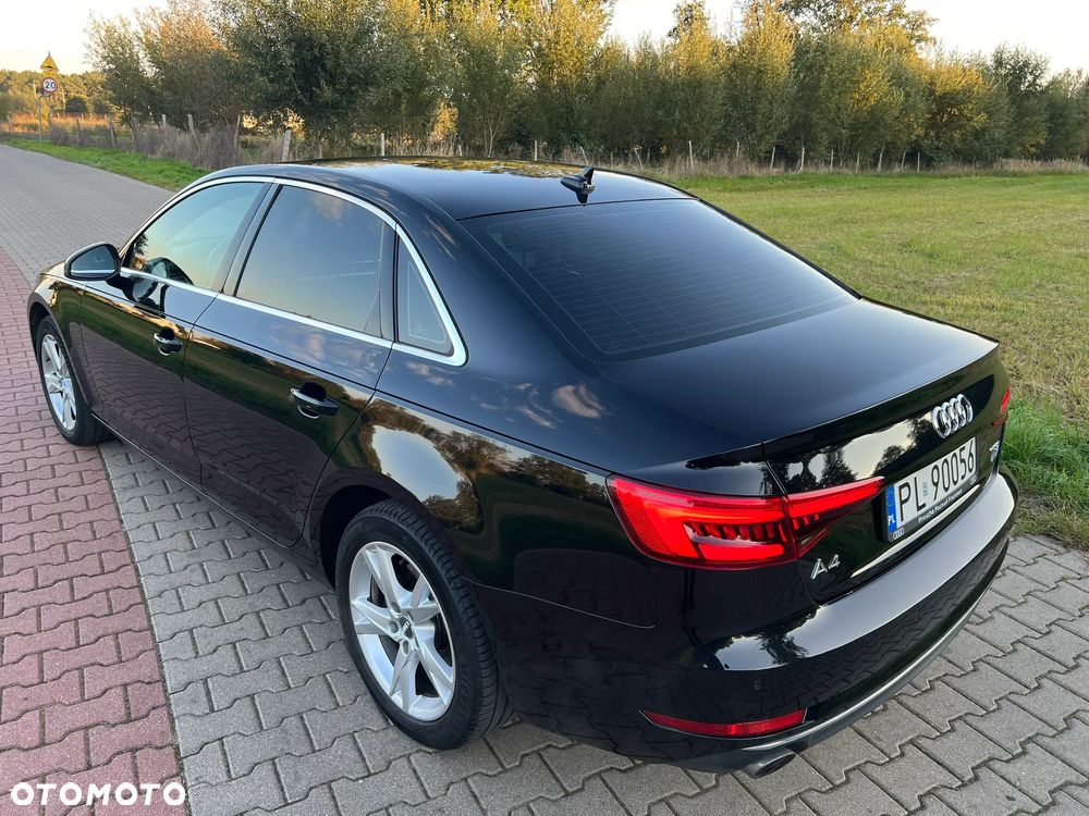 Audi A4 Limousine - 4