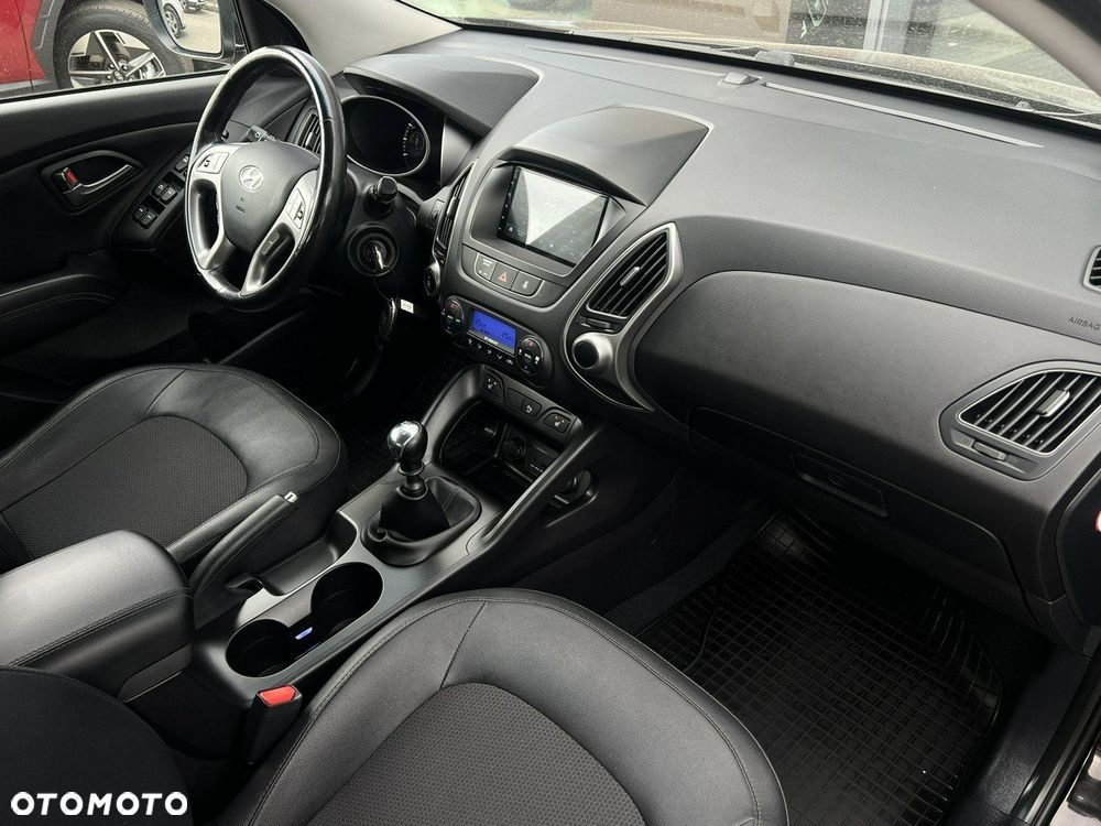 Hyundai ix35 - 11