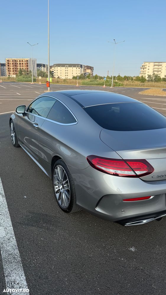 Mercedes-Benz C 300 d 4Matic 9G-TRONIC AMG Line Plus - 4