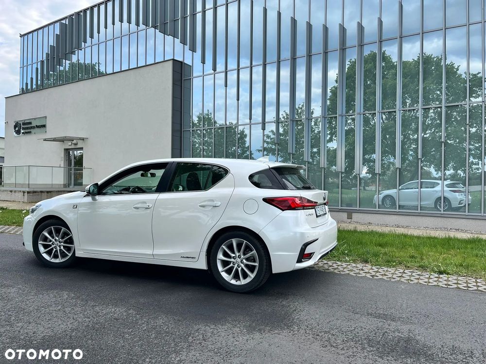 Lexus CT 200h Elegance - 1