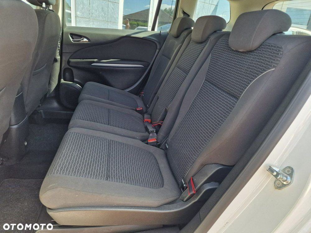 Opel Zafira Tourer 1.4 Turbo drive - 20