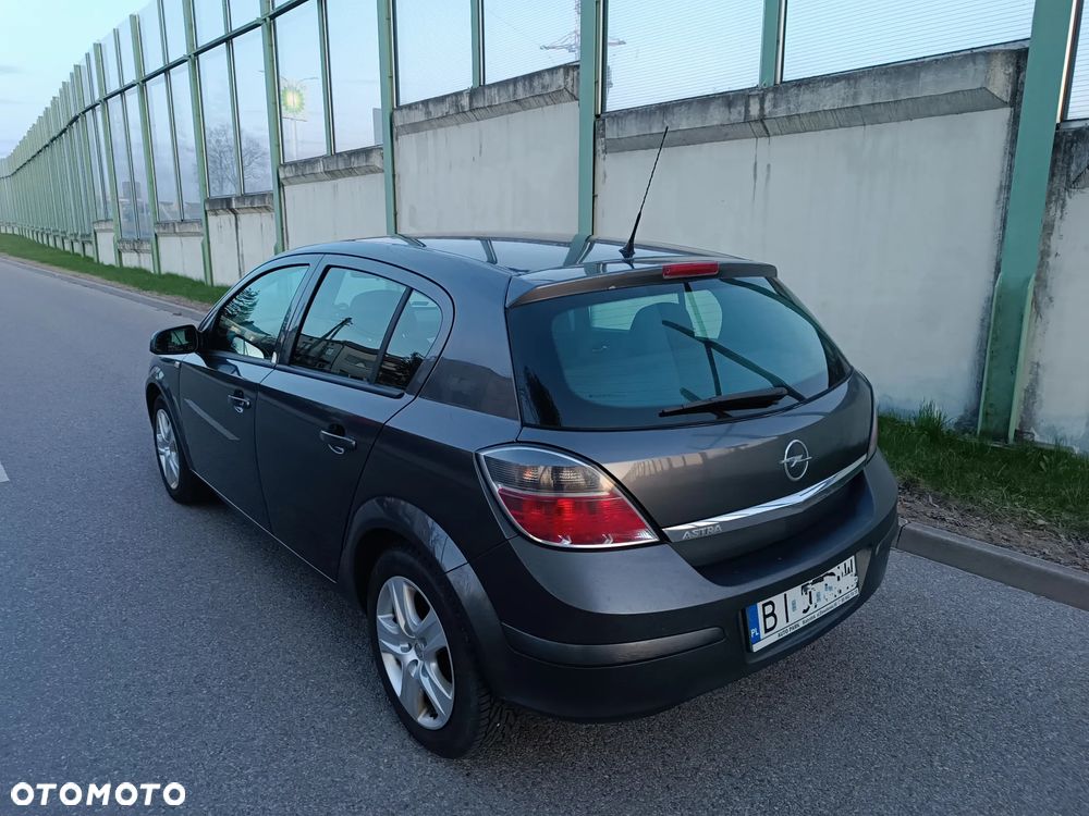 Opel Astra 1.4 Enjoy - 2