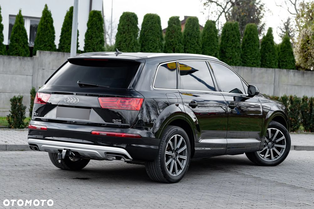 Audi Q7 3.0 TFSI Quattro Tiptronic - 9
