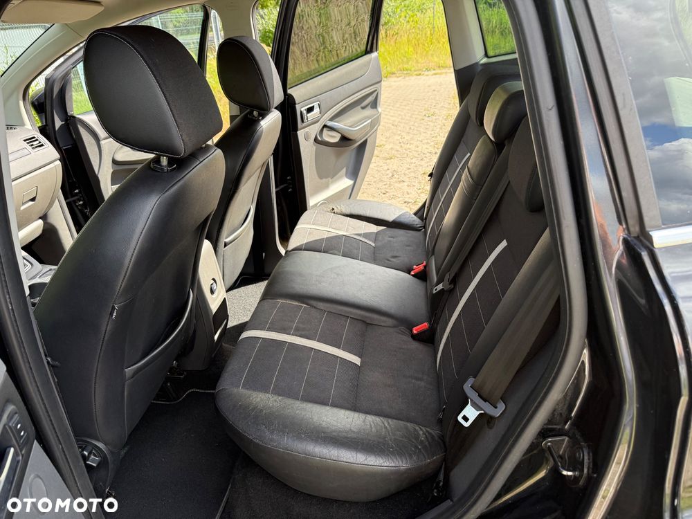Ford Kuga 2.0 TDCi 2x4 Trend - 10