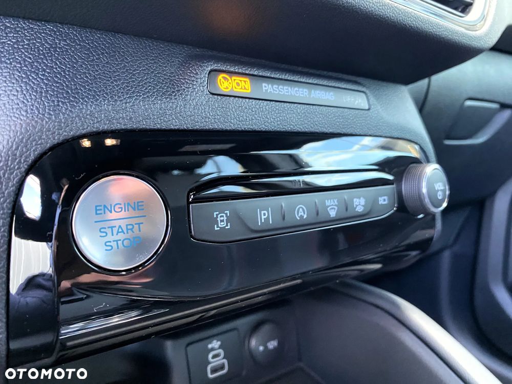 Ford Kuga 2.5 FHEV AWD ST-Line X eCVT - 21