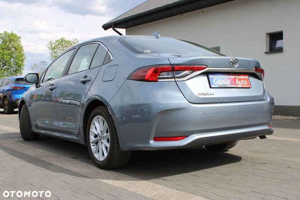 Toyota Corolla - 4