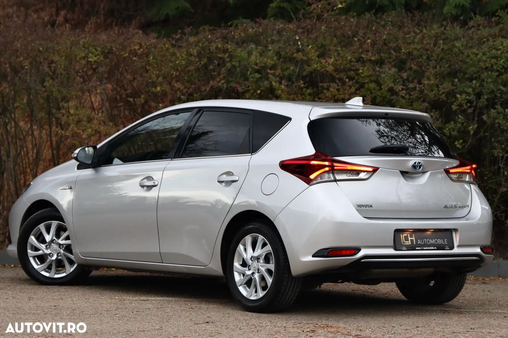 Toyota Auris 1.8 L VVT-i Hybrid Luna - 28