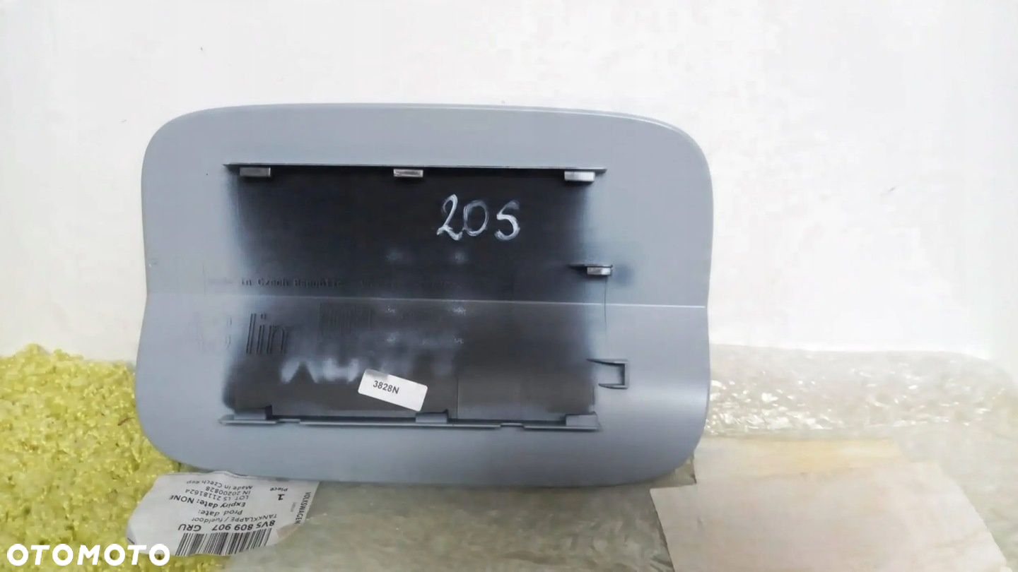 Klapka wlewu paliwa Audi A3 S3 8V 12-20 Nówa - 2
