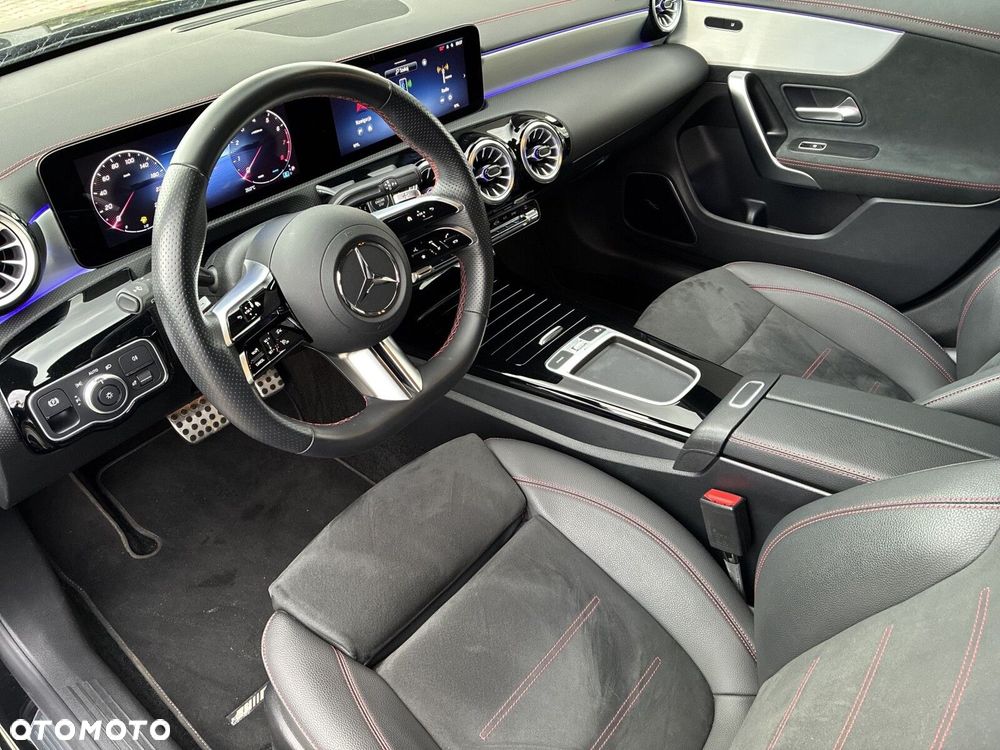 Mercedes-Benz CLA 200 AMG Line 7G-DCT - 11