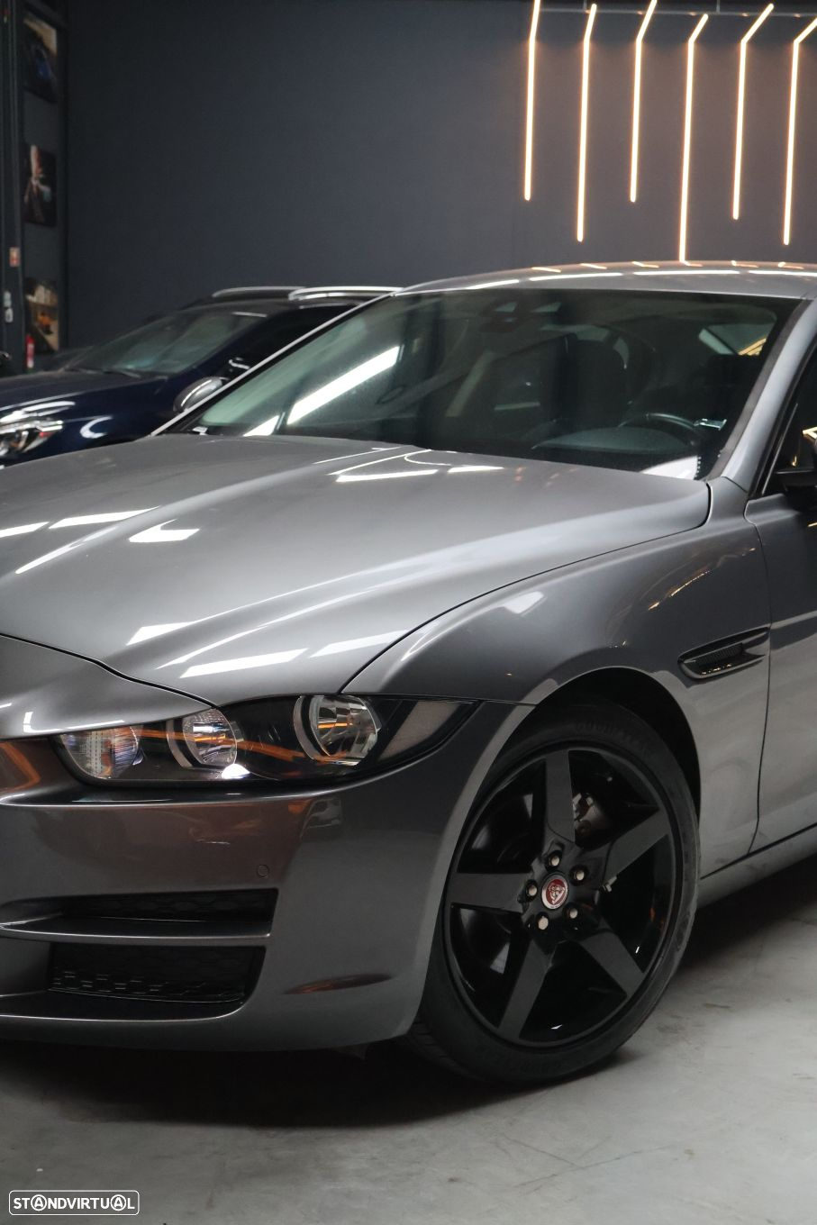 Jaguar XE 2.0 D Prestige Aut. - 13