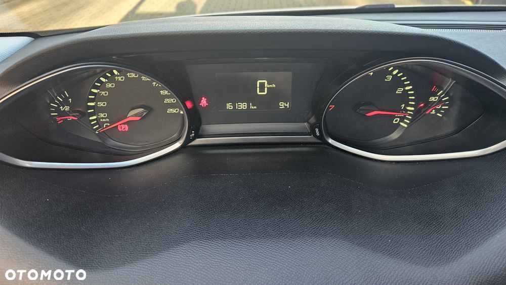 Peugeot 308 1.6 THP Active - 16
