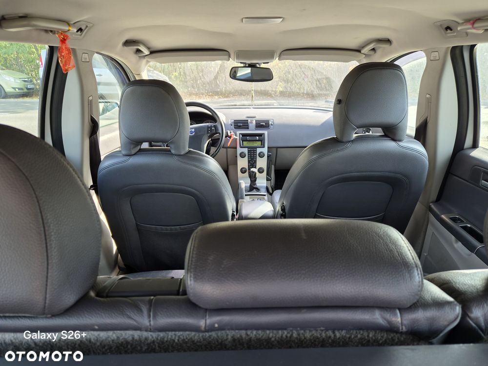 Volvo V50 - 11