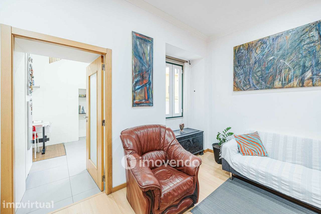 Apartamento T3 remodelado, mobilado e equipado, no centro de Lisboa - Grande imagem: 4/44