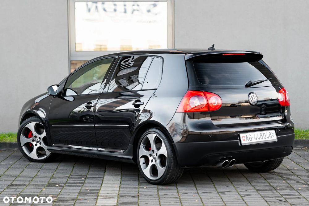 Volkswagen Golf 2.0 GTI - 13