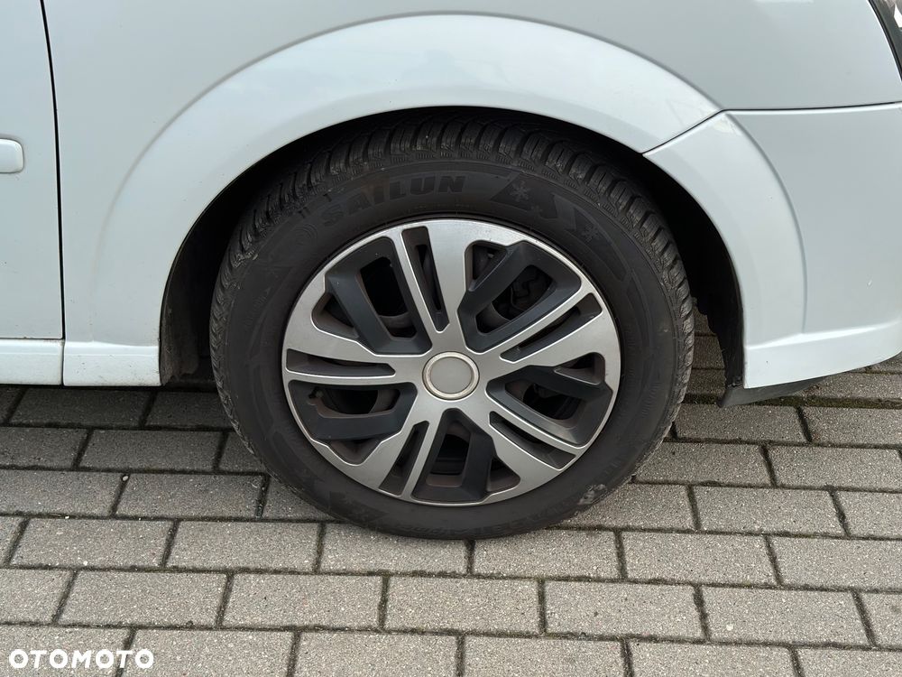 Opel Meriva - 11