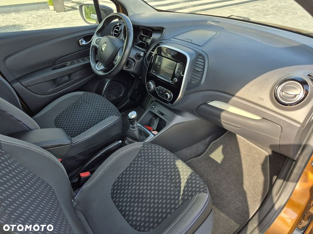 Renault Captur - 10