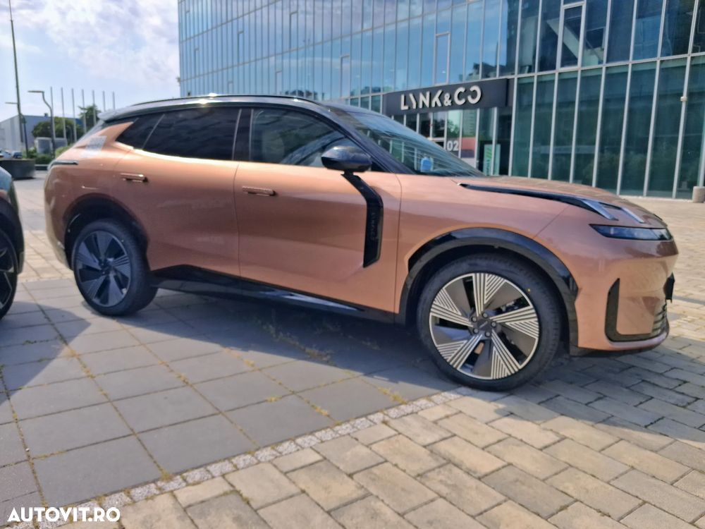 Lynk&Co 08 - 2